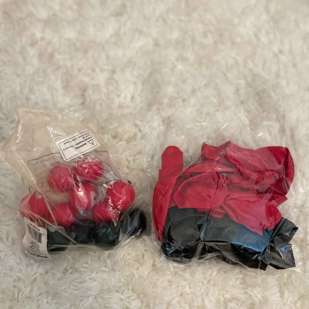 Ninja Party Supplies 12‎ Bouncy Balls and 24 Balloons Red Black